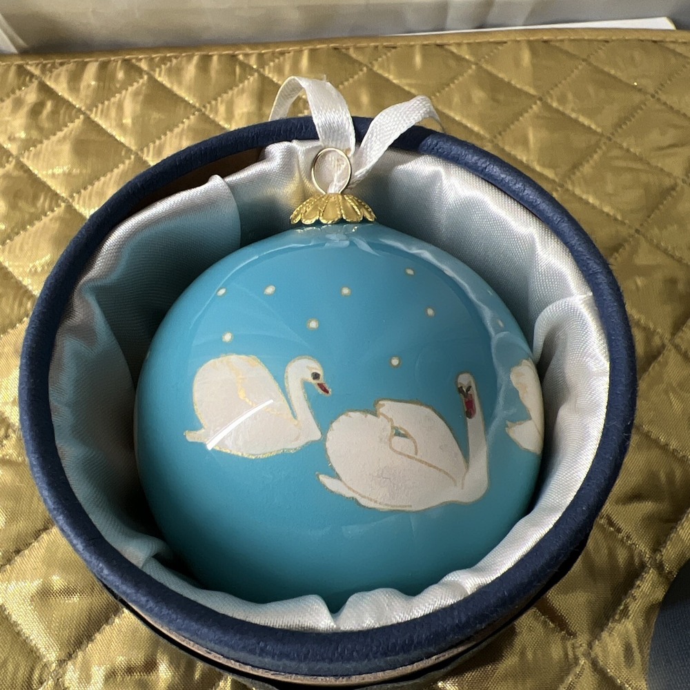 Dillards 12 Days Of Christmas 7 Swans A Swimming Glass Christmas Ornament 2013
